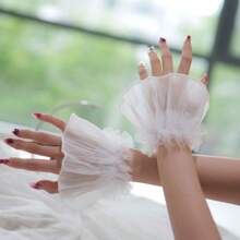 1 Paar einfarbige super Feenbraut kurze ausgestellte Ärmel Tüll Spitzenbesatz Maniküre Shooting Requisiten Braut Lolita JK Mädchen Armstulpen, geeignet für Hochzeiten, Partys