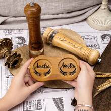 1Set Personalised Wooden Salt & Pepper Grinder,Solid Wooden Grinder,Salt Or Pepper Mill,Manual Spice Crusher Kitchen Utensils,Pepper Shaker,Gifts