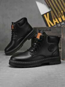 男士靴子高帮休闲军靴，英伦风格，无毛皮，大码，皮革，休闲工作靴，增高，适合所有季节 2000 年代风格街头服饰