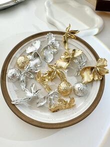 56pcs/48pcs/32pcs/19pcs/5pcs Vintage Elegant Retro Coin Style Assorted Metal Geometric Asymmetrical Hollow Line Wrapped Flower Carved Textured Wide Cuff Bracelet Jewelry Set, Suitable For Women & Men, Ideal For Holidays, Parties, Dates, Gifts, Daily Wear, Halloween, Christmas, New Year (Random Styles) - Multicolor - View 9