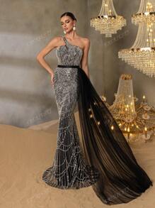 Asymmetric One-Shoulder Mermaid Evening Gown With Draped Side Sweep Train - Beaded Lacework Bodice, Flared Fish-Tail Hem, Formal Floor-Length Dress For Red Carpet Galas, Black-Tie Weddings, Opera Premieres, Met Gala Events & Formal State Dinners