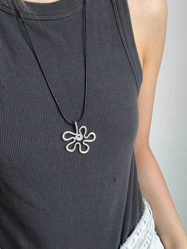 1 pièce Collier fleur creuse minimaliste en argent, pendentif floral unique en forme de fil sur cordon noir. Bijoux bohème chic pour femmes, parfait pour le port quotidien et les tenues décontractées