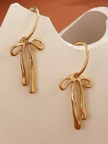 1 Pair Luxury Gold Butterfly Dangle Earrings - Versatile Design To Elevate Your Style, Suitable For Daily Outfit And Parties - Specially Crafted For Women Who Appreciate Elegance And Charm