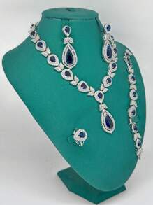 4 pièces Ensemble de bijoux de luxe pour femmes comprenant un collier, des boucles d'oreilles, une bague et un bracelet avec zirconium cubique vert. Convient pour les événements formels, les mariages, les mariées et les vacances. Coffret cadeau exquis
