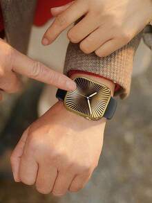 1pc Transparent 360° Full Coverage Protective Case For New S10 Series, Anti-Drop Design, Compatible With Apple Watch Ultra/SE/8/7/6/5/4/3/2/1/S10 - Gold - View 3