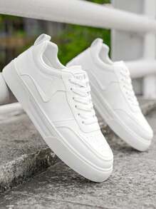 2025 Men's Casual White Sneakers, Skateboard Shoes, Leisure Sports Shoes