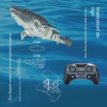 Dinosaure crocodile radiocommandé RC. Le crocodile nage comme un vrai crocodile, peut nager dans l'eau ou dans la piscine, avec fonction jet d'eau, facile à utiliser, c'est le cadeau parfait pour les enfants