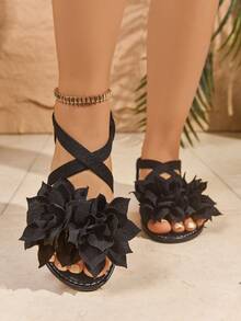 女士宽版平底凉鞋，搭配时尚花卉交叉带，舒适宽松透气休闲户外轻便凉鞋，百搭优雅沙滩派对装 - 黑色 - 查看 3