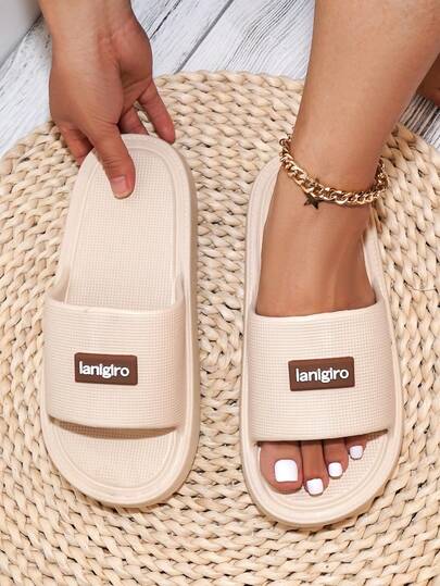 A New Pair Of Soft Bottomed EVA Poop Like Bathroom And Indoor Home Slippers, Suitable For Spring, Summer, And Autumn Wear