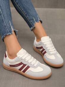 Women's Retro Casual Flat Shoes, Lightweight Outdoor Running Shoes With Soft Sole And Non-Slip, Color Blocking Design, Suitable For Spring, Autumn - Burgundy - View 3