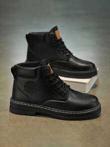 男士靴子高帮休闲军靴，英伦风格，无毛皮，大码，皮革，休闲工作靴，增高，适合所有季节 2000 年代风格街头服饰