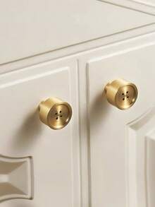 4件欧式设计创意纽扣抽屉拉手，适用于抽屉、橱柜、梳妆台、儿童衣柜、壁橱、鞋柜、玄关，圆形金色抽屉把手，铜材质，含螺丝