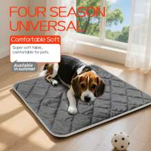 1pc Pet Aluminum Foil Self-Heating Insulation Pad (No Heating Function), Warm Blanket For Pet Dogs And Cats Indoor/Outdoor Activities, Washable Anti-Slip Dog/Cat Bed Mat (Gray)