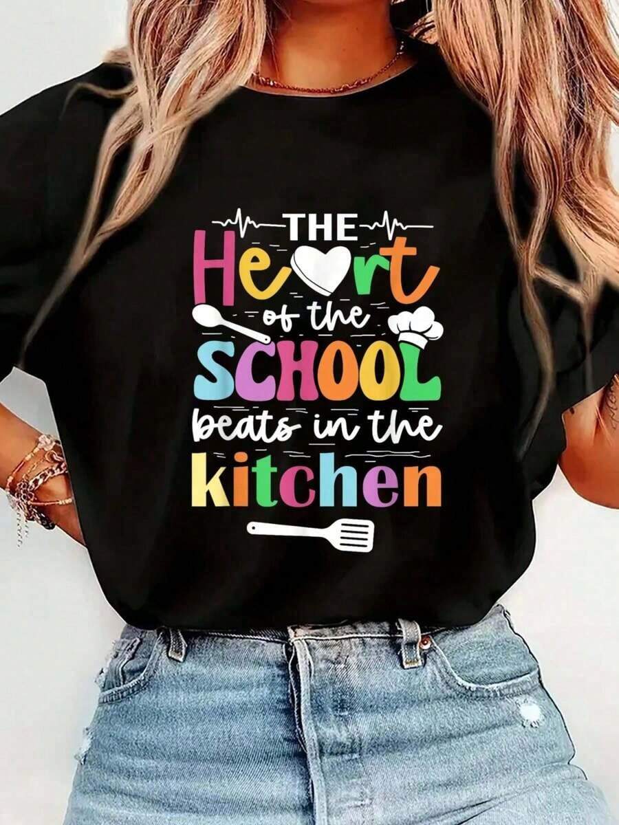 The Heart Of The School  In The Kitchen Lunch Lady T-Shirt Print T-Shirt Casual Crew Neck Short Sleeve Comfort Tee Top For Spring & Summer Women's ClothingTee - màu đen - Xem 1