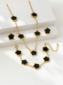 1 Set Women Jewelry Includes 1 Lucky Clover Pendant Necklace, 1 Bracelet, 1 Pair Earrings, Classic & Minimalist Design
