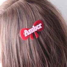 定制蝴蝶结休闲布艺发夹，日常个人姓名夹，3D亚克力双层工艺品，送给女士和女孩的礼物 - 彩色 - 查看 3