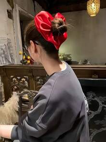 1 件优雅法式心形缎面发圈，独家发带，马尾蝴蝶结，节日风格，发饰，发饰，发圈