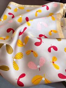 1 件花卉印花 68 厘米小方巾春夏时尚百搭仿丝优雅女士头巾腰带领带包装饰丝巾丝带围巾发饰设计适合日常佩戴。