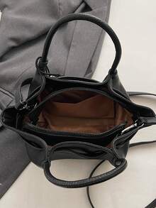 Korean Style INS Fashionable New Minimalist Niche Tote Bag, Large Capacity Casual Versatile Shoulder Crossbody Bag - Black - View 11