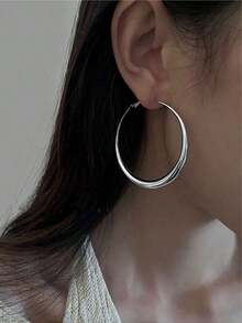 1 Pair European & American Style Metal Hoop Earrings For Women – Classic Fashion Jewelry Perfect For Daily Wear, Parties, And Gifts - 銀色 - 查看 6