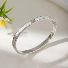 1 pièce Bracelet en acier inoxydable de mode minimaliste de luxe exquis et personnalisé, avec coquillage brillant et strass, convenant pour le port quotidien et les cadeaux, accessoire de style
