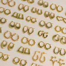 8Pairs/Lot Exquisite Elegant Vintage Golden Stainless Steel Women Earrings, Round Heart-Shaped Geometric Style Romantic Dating Valentine's Day Gifts Daily Wear Accessories