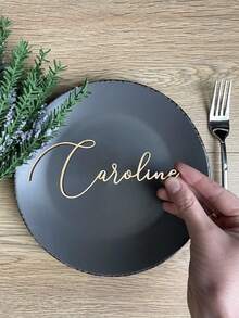 婚礼木质姓名席位卡，生日激光切割姓名，餐桌布置装饰，木质姓名牌婚礼席位卡激光切割姓名标牌婚礼席位卡布置标牌晚宴席位卡婚礼装饰席位卡，情人节礼物，情人节礼物，女士礼物，男士礼物，妈妈礼物，朋友礼物，