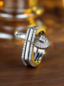 1 Pc Stylish White Synthetic Zirconia Embellished Triple Paper Clip Women's Ring Ladies Premium Sense Jewelry Gift Party Jewelry