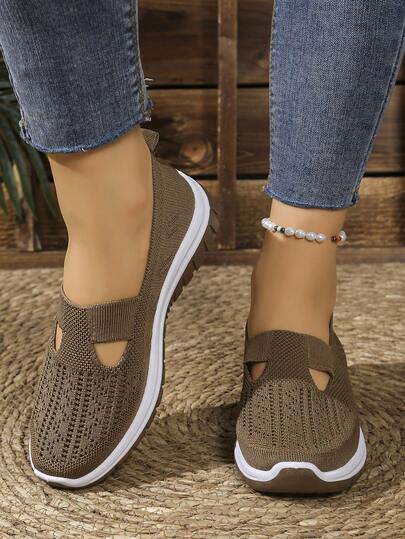 1 par de zapatos de mujer de punto con diseño calado, zapatos casuales de suela blanda y cómoda, mocasines versátiles de varios colores, talla un número talla grande grande para madres