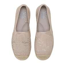 Skechers 女士休闲轻便户外运动运动鞋，适合日常通勤，舒适便捷，113025-NAT - 自然色 - 查看 4