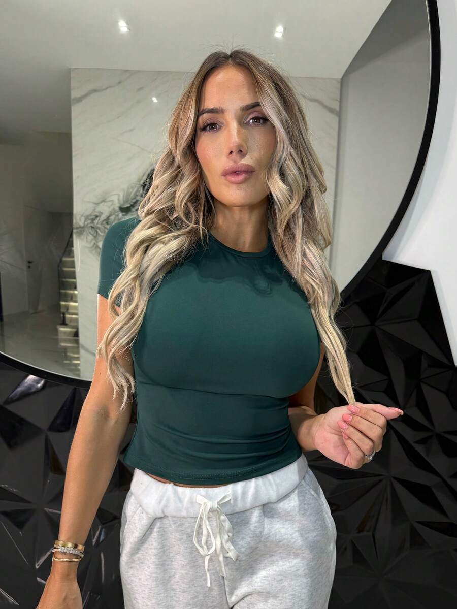 Manon Tanti Short Sleeve Snatched T-Shirt Casual Summer Spring Vacation Everyday - Dark Green - View 1