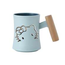 Sanrio (Authorized) New Sanrio Wooden Handle Creative Couple High-End Double-Layer Contrast Coffee Cup, Large Capacity Multifunctional Cup,Can Be DIY, Suitable For Various Scenarios, High Appearance, Suitable For Holiday Gifts And Party Gifts, Christmas Friendship Gifts, Birthday Gifts (15 Ounces)