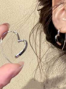 Chic Heart Shaped Hoop Earrings - Stylish And Unique Designer Jewelry For Statement Looks