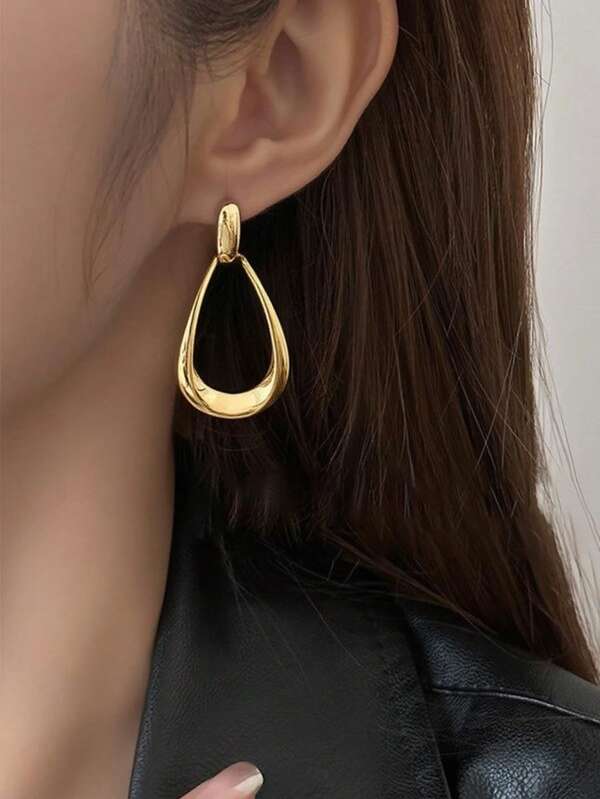 1 Pair Fashionable Metal Waterdrop Stud Earrings, Minimalist French Elegant Geometric Oval Dangle Earrings, Suitable For Daily, Banquet, Vacation, Personalized Women Earrings