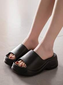 Sandálias de Salto Alto Minimalistas Casuais Femininas, Nova Verão Outdoor Chinelos Escorregadios de Sola Grossa Antideslizante e Durável, Sola Macia