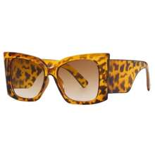 1pc Oversized Square Fashion Glasses, Leopard Print Wide Leg Frame, With Decorative AC Lens, Suitable For Casual And Formal Wear, Retro Large Size Glasses - Designed For Fashion Lovers And Enthusiasts, Perfect Accessory For Women