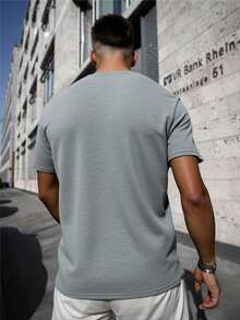 King T-shirt 男士T恤 - 灰色 - 查看 3
