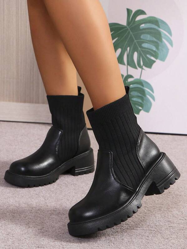 Botas de Inverno Estilo Britânico para Mulheres, Bota Curta de Salto Alto Grosso com Bico Quadrado e Ajuste Elástico Apertado, Botas Versáteis e da Moda