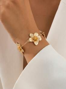 1 pieza Brazalete de dama con diseño exagerado de flor de 5 pétalos en tono dorado, regalo de boda
