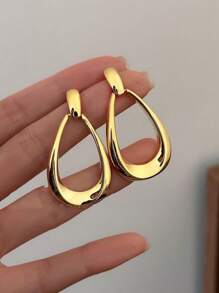 1 Paar einfache, französische hochwertige, elegante, geometrische Modeschmuck, leicht luxuriös, für den täglichen Gebrauch, Bankette, Urlaub, personalisierte Ohrringe für Damen in Tropfenform
