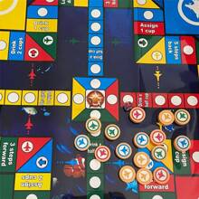 Ajedrez volador para diversión familiar, que incluye tapetes de mesa, piezas de ajedrez y juegos de beber, perfecto para fiestas. Juego de ajedrez, juego de beber, fiesta de bar, ajedrez volador, ajedrez de avión