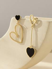1 Pair European And American Fashion Simple Metal Alloy Asymmetric Heart Dangle Earrings, Sweet Gift For Women, Everyday Wear