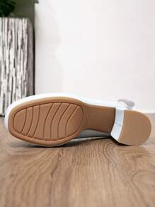 时尚珍珠蝴蝶结新娘鞋、伴娘鞋，浅蓝色超柔软漆皮防水厚底粗跟圆头高跟鞋，适合女士、派对装扮 - 淺藍色 - 查看 7