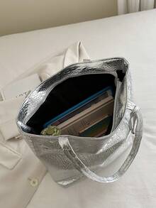 Large Capacity One Shoulder PU Tote Bag, Crocodile Print Fashion Women's Commuter Handbag, Cross-Border EU/US Style Versatile Backpack[Random Crocodile Print] - Silver - View 9