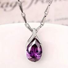 Um Elegante e Luxuoso Colar Feminino com Pingente em Formato de Lágrima de Ametista, Adequado para Noivas, Noivados, Casamentos e Presentes de Aniversário.