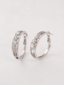 1 paire de boucles d'oreilles créoles élégantes pour femmes avec design circulaire et zircone cubiques intégrés, un accessoire de mode essentiel pour les femmes, convenant pour un usage quotidien, les fêtes et la décoration de mariage