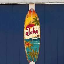 1 pieza Señal de madera con forma de tabla de surf de estilo bohemio, decoración vibrante tropical para playa y piscina, cartel de "Aloha" para pared exterior o bienvenida en el patio trasero, regalo perfecto de verano, hecho de madera falsa resistente, señal de bienvenida tropical, estilo bohemio, señal decorativa, decoración con tema de playa