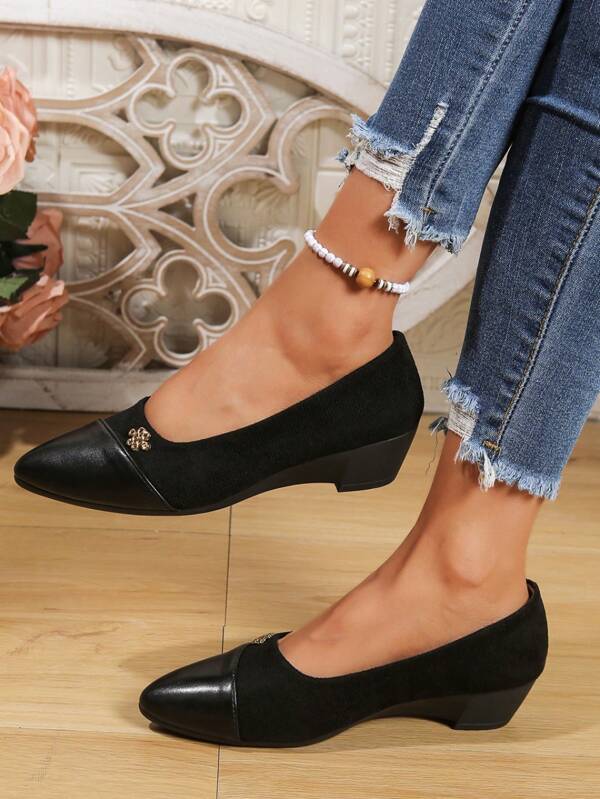 Sapatos casuais femininos de lona de cor sólida, salto baixo, confortáveis, sem cadarço, bico fino, versáteis para primavera e outono
