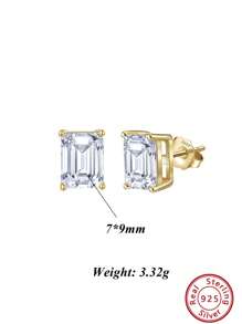 1 Paar luxuriöse 925er Sterlingsilber Ohrstecker mit funkelndem quadratisch geschliffenen Zirkonia, eleganter Schmuck für Frauen, ideal für besondere Anlässe, Geburtstage, Jahrestage und romantische Geschenke, perfekt, um jedem Outfit eine Note von Raffinesse zu verleihen, gefertigt mit zeitloser Schönheit und Haltbarkeit, ein vielseitiges Accessoire, das sowohl zu lässigen als auch formellen Looks passt, ein atemberaubendes Geschenk für sie, das jede Feier und jeden Moment noch unvergesslicher macht.