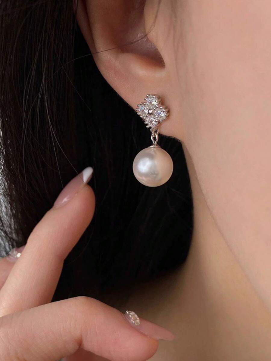 一对 925 纯银奢华时尚优雅闪亮花朵锆石耳坠耳环，适合女士日常佩戴友谊派对珠宝礼物